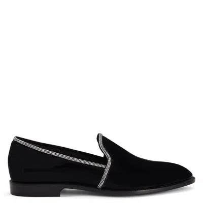 Giuseppe Zanotti Ariees In Black