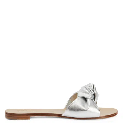 Giuseppe Zanotti Aycha Knot-detailing Flat Sandals In Silver