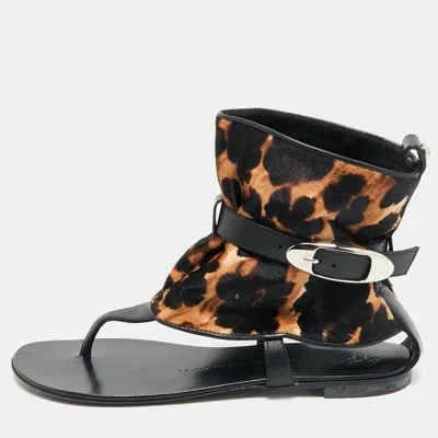 Pre-owned Giuseppe Zanotti Black/brown Leather And Leopard Print Hair On Buckle Detail Flat Sandals Size 37