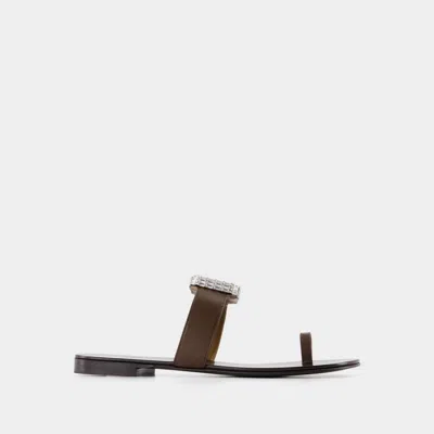 Giuseppe Zanotti Blahir Flat In Brown