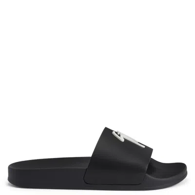 Giuseppe Zanotti Brett In Black