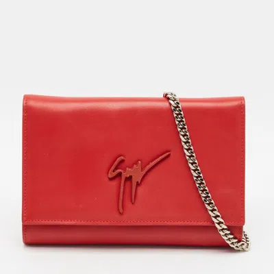 Pre-owned Giuseppe Zanotti Cleopatra Red Leather Chain Clutch