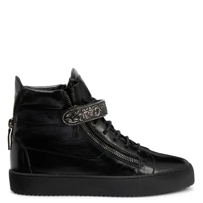Giuseppe Zanotti Coby Leather Sneakers In Black
