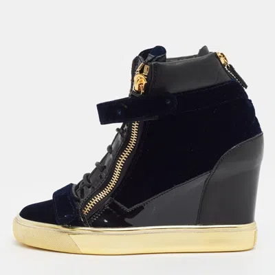 Pre-owned Giuseppe Zanotti Coby Size 39 Black/navy Blue Patent Leather And Velvet Wedge Sneakers