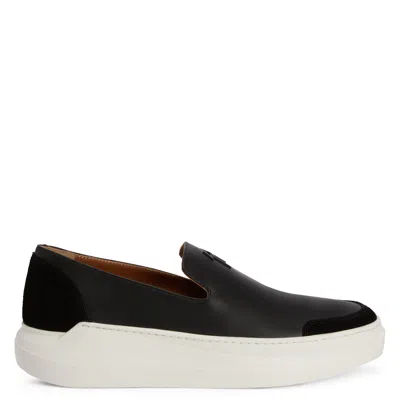 Giuseppe Zanotti Conley