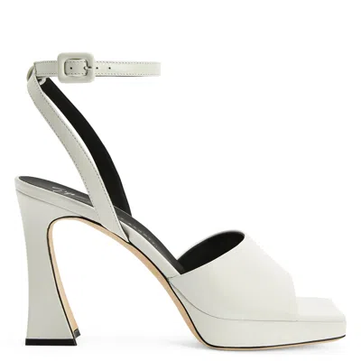 Giuseppe Zanotti Emiyle In White