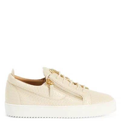 Giuseppe Zanotti Frankie Sneakers In Beige