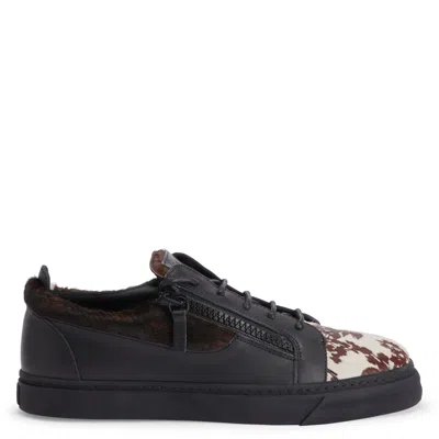 Giuseppe Zanotti Frankie In Black