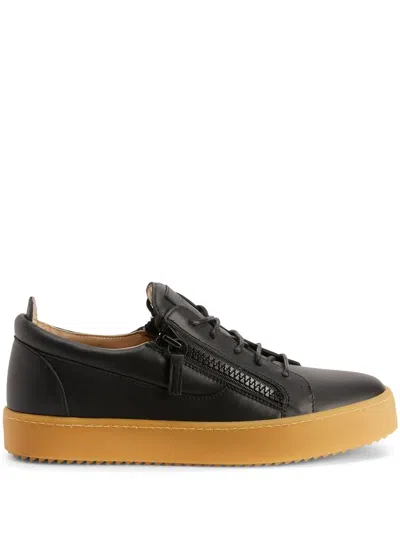 Giuseppe Zanotti Frankie Low-top Sneakers In Black