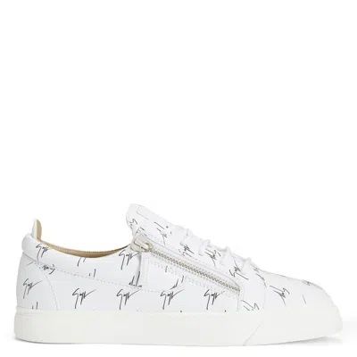 Giuseppe Zanotti Frankie In White