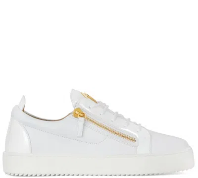 Giuseppe Zanotti Frankie In White