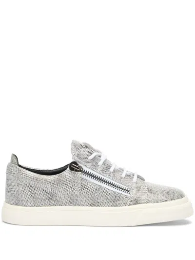 Giuseppe Zanotti Gail Leather Low-top Sneakers In Black