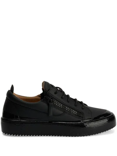 Giuseppe Zanotti Gail Match Low-top Leather Sneakers In Black
