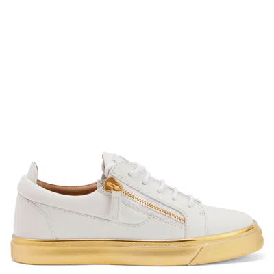 Giuseppe Zanotti Gail In White