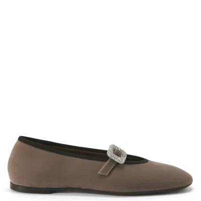 Giuseppe Zanotti Georgia Buckle In Beige