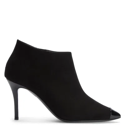 Giuseppe Zanotti Greek In Black