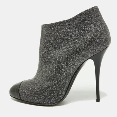 Pre-owned Giuseppe Zanotti Grey/black Faux Leather And Patent Booties Size 36.5