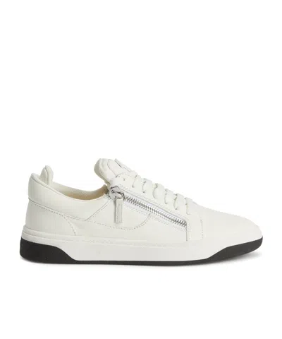 Giuseppe Zanotti Gz 94 Zip Detail Low Top Sneakers In White