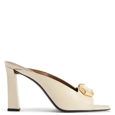 Giuseppe Zanotti Gz Mya Iside 90 In White