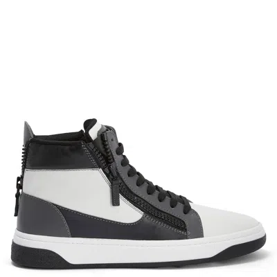 Giuseppe Zanotti Gz94 In Black And White