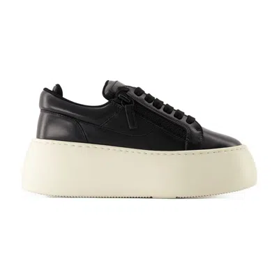GIUSEPPE ZANOTTI GIUSEPPE ZANOTTI GZ94 MAXI SNEAKERS