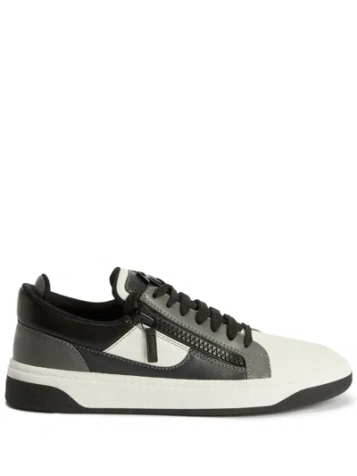 Giuseppe Zanotti Gz94 In Black