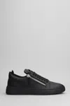 Giuseppe Zanotti Gz94 Sneakers In Black Leather In Black
