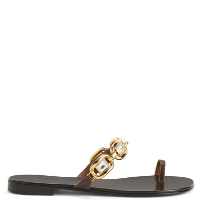 Giuseppe Zanotti Flache Insomnya Sandalen Mit Kette In Brown