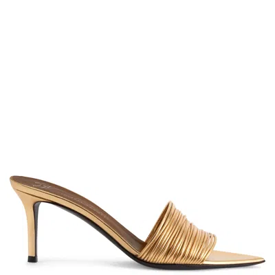 Giuseppe Zanotti 90mm Intriigo Clio Mules In Gold