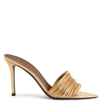 Giuseppe Zanotti Intriigo Clio 90 In Gold