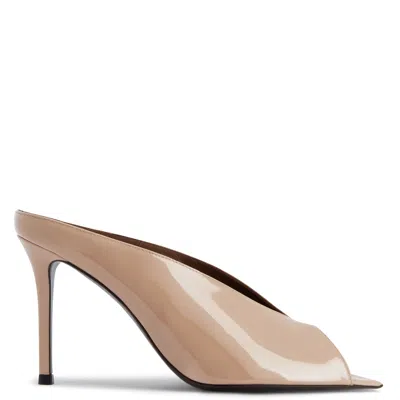 Giuseppe Zanotti Intriigo Cluedo 90