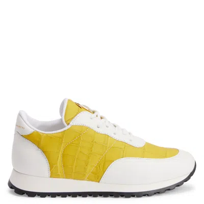 Giuseppe Zanotti Jimi Running In Yellow