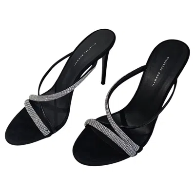 Pre-owned Giuseppe Zanotti Kassie Black Suede Crystal Straps Mules Sz Eu40/us10 Gala