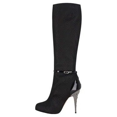 Pre-owned Giuseppe Zanotti Knee Boots With A Cameo Detail & Crystal-embellished Heel In Black