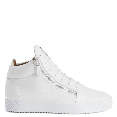 Giuseppe Zanotti Kriss In White