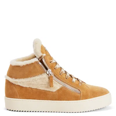 Giuseppe Zanotti Kriss Ice In White