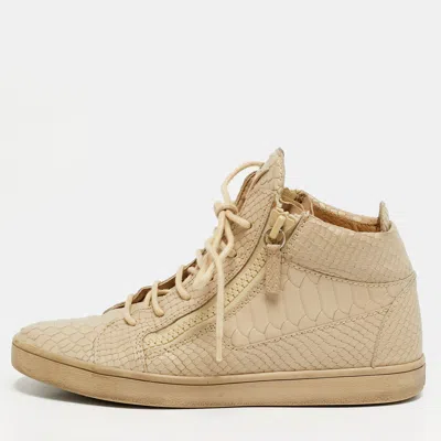 Pre-owned Giuseppe Zanotti Kriss Size 38.5 Beige Croc Embossed Leather Lace Up Sneakers In Sand