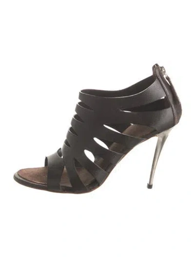 Pre-owned Giuseppe Zanotti Leather Cutout Accent Slingback Sandals In Black