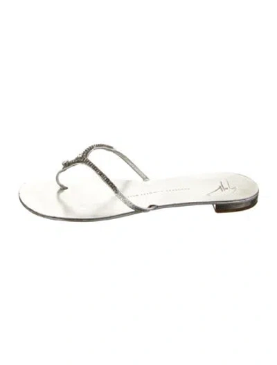 Pre-owned Giuseppe Zanotti Leather Flip Flops In Metallic/silver