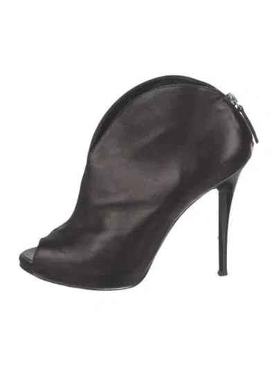Pre-owned Giuseppe Zanotti Leather Mules In Gray