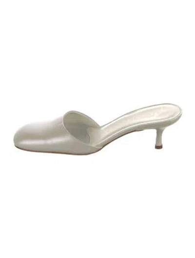 Pre-owned Giuseppe Zanotti Leather Mules In Neutral
