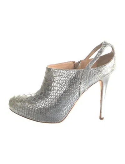 Pre-owned Giuseppe Zanotti Leather Pumps In Silver