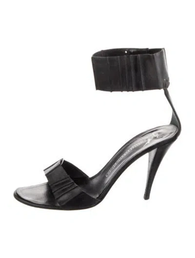 Pre-owned Giuseppe Zanotti Leather Sandals In Black