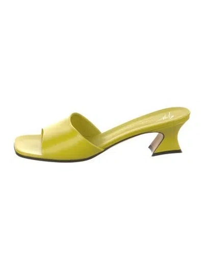 Pre-owned Giuseppe Zanotti Leather Slides In Yellow