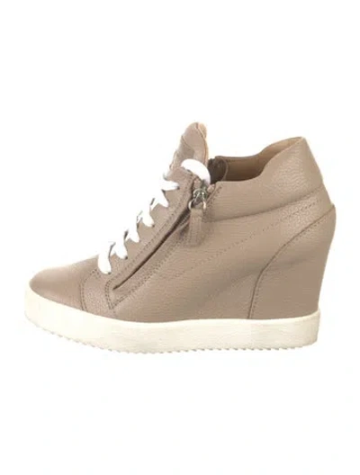 Pre-owned Giuseppe Zanotti Leather Wedge Sneakers In Neutral
