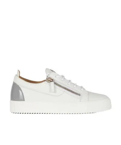 Giuseppe Zanotti Logo Casual Sports Shoes In White