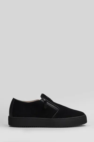 Giuseppe Zanotti Logoball Sneakers In Black Suede