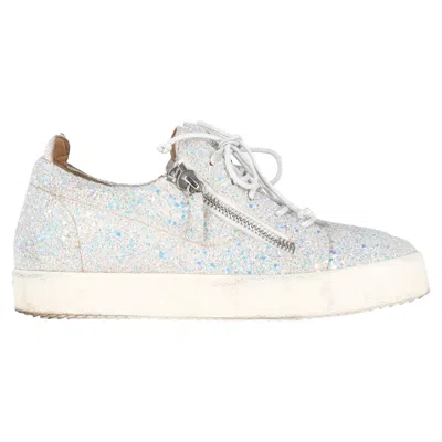 Giuseppe Zanotti May London Sneakers In White Glitter In Silver