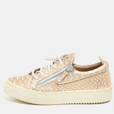 Pre-owned Giuseppe Zanotti Metallic Rose Gold Leather Double Zip Low Top Sneakers Size 37 In Silver