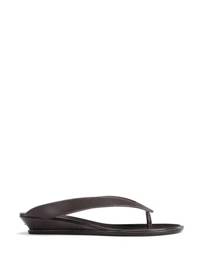 Giuseppe Zanotti 25mm Amelia Leather Thong Sandals In Brown